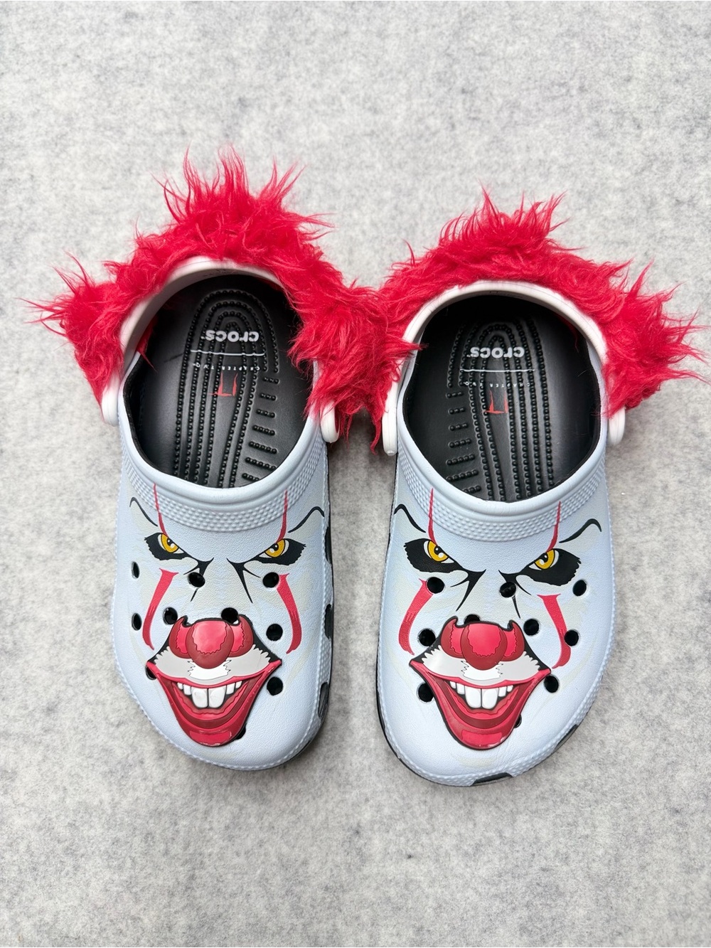 Crocs IT Chapter 2 Pennywise Horror ClogShoes Men 5 Women 7 Red Fur Blood 212351